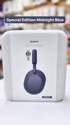 Sony WH-1000XM5 Noise Cancelling Headphones(BRAND NEW)