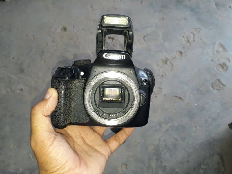 canon 1300D 3