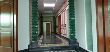 2 kanal beautiful house for rent in gulberg 3