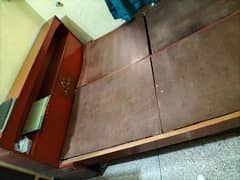 bed for sale. mazbot bana howa h. whatsap or cal 03098856568