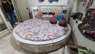 Bed Room Furniture Set