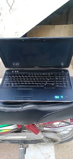dell laptop in good condition 0