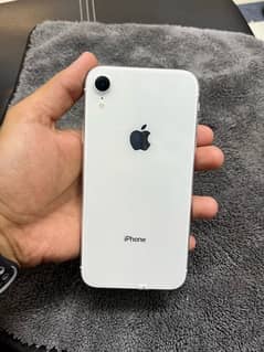 I Phone XR 64gb Pta Approved 0