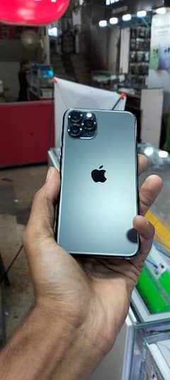 I phone 11pro 64gb Factory Unlocked with charger