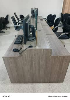 Computer Table 0