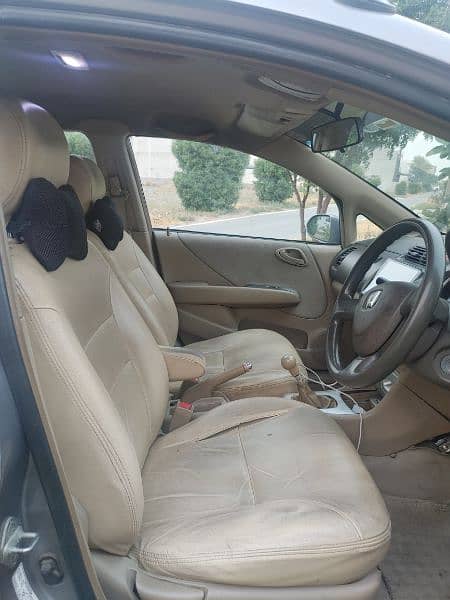 Honda City IDSI 2008 ( Home use car in Good condition ) 9