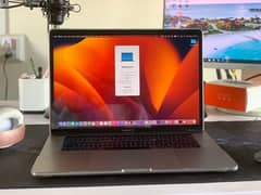 Macbook Pro 15 inch 2017 just like new