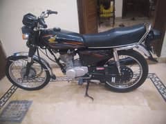 Honda 125 (2018 B/2019 model) Black color neat and clean