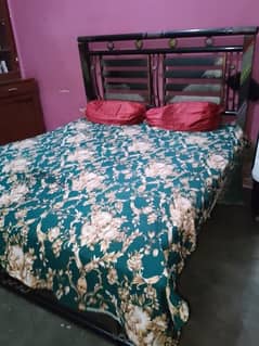 Iron rod bed