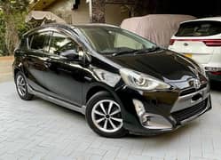 Toyota Aqua 2015/2018 X Urban Black color one owner full house