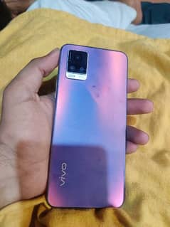 Vivo V20 9/10 with box 0