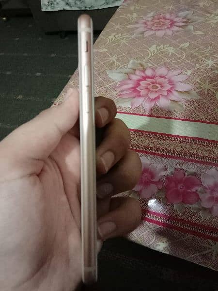 iphone 8 64GB pta approved 5