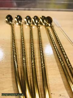6 Pieces Metallic spoon set
