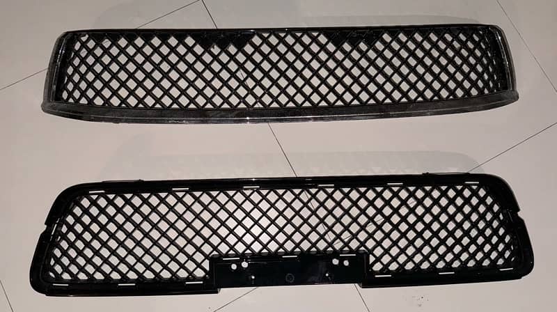 Hilux Revo front Mesh Grill set 2016-2021 1