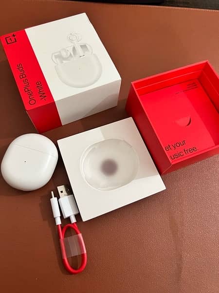 Wireless Earbuds - OnePlus Buds 9.5/10 Condition 0