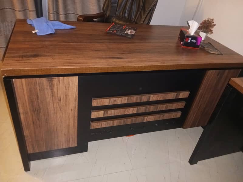 Office Tables available for sale 2