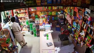 general store par kam krny k liye larka cahye age 18 to 24 tak