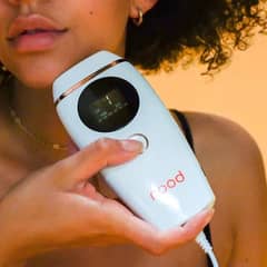 Safely remove unwanted hair with The Flasher 2.0 by Nood.