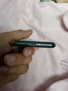 I phone 11 pro gv 256 GB for sale