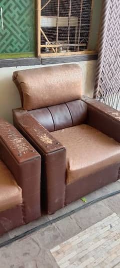 1 seater . ,2. sofe good condition high quality rexine mote wali acchi