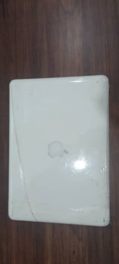 MACBOOK APPLE