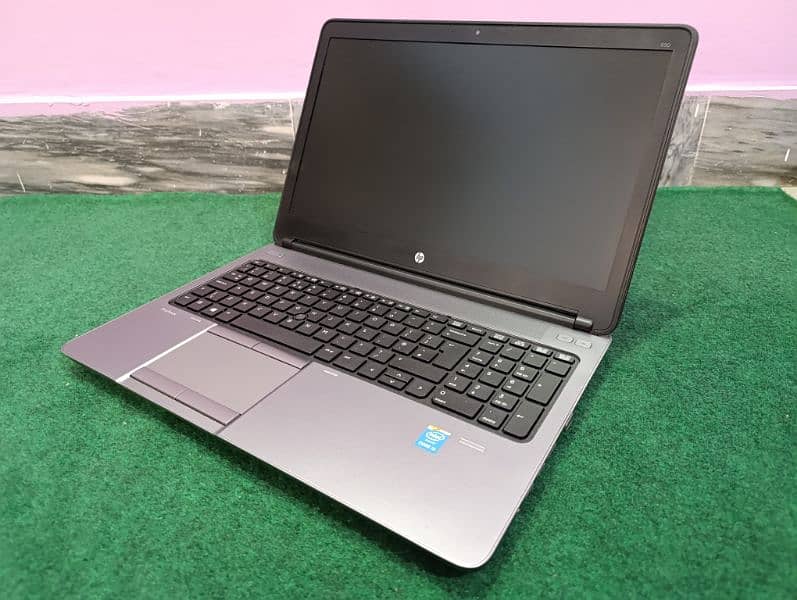 HP 15.6" Core i5 4th Gen 4GB 500GB Brand New Condition 10/10 0