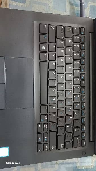 Dell Latitude 7300 | Intel Core i7 8th Gen Touch / Type 4