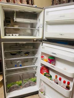 Dawlance fully size fridge for sale