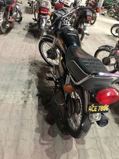 Honda 125 Black 2021