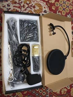 Bm 800 with box in new condition