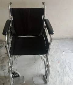 wheel chair for sale hai same asi hai one month use