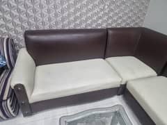 Excellent Condition L Shaped Sofa