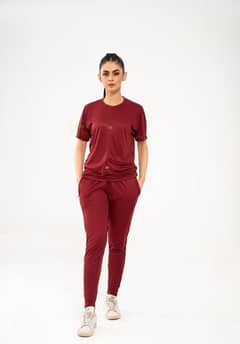 1 Pc Women's Stitched Plain Tracksuit.