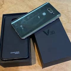 LG V30