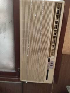 good condition Ac 1 ton