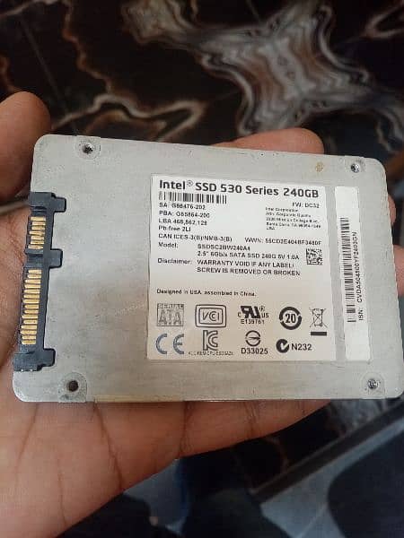 SSD  Intel Pro series 240 GB 1 month warranty 2