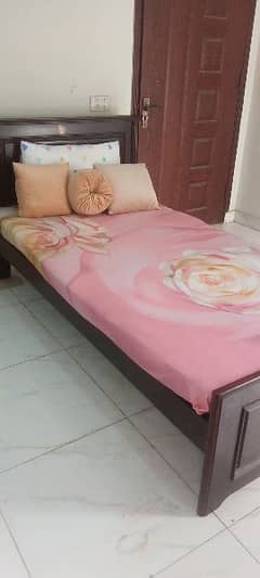 High Quality Single Bed