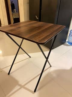 folding dining table 0