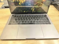Macbook pro 2019 with touch bar 0