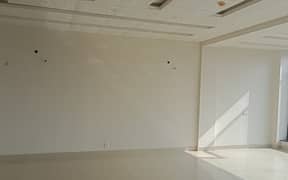 4 Marla 3rd commercial floor very near to DHA complex availble for rent