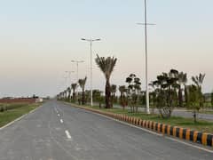 BOOK YOUR 5 MARLA PLOT ON JUST 2 LAC WITH 5 YEARS PLAN IN ARABIAN CITY