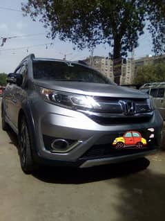 I m selling Honda BRV  2017 family use car