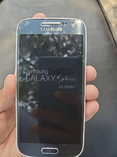 Samsung Galaxy S4 0