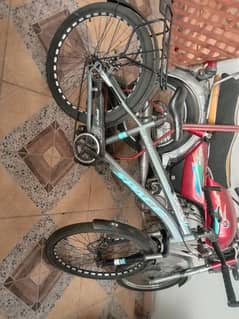 mountain bicycle neat condition 0