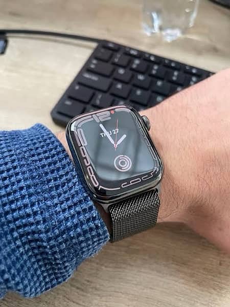 Apple Watch Series 7 45mm Stainless Steel 0