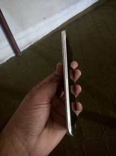 im selling me mobile phone