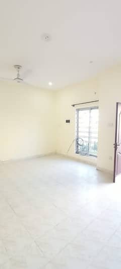 2 Bed Non Furnished Apartment