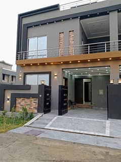 5 Marla Double Story Full House For Sale In Central Park Housing Scheme, Lahore