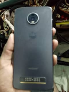 moto z4 0