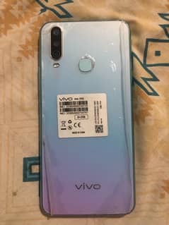 Vivo Y17 8/256 with box charger